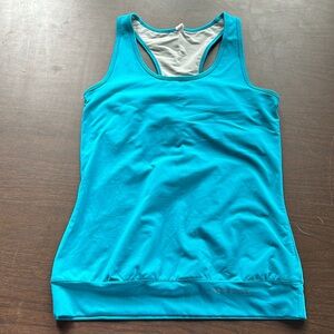 Under Armour Women’s Small Workout Racerback Tank Top Built in Bra Blue